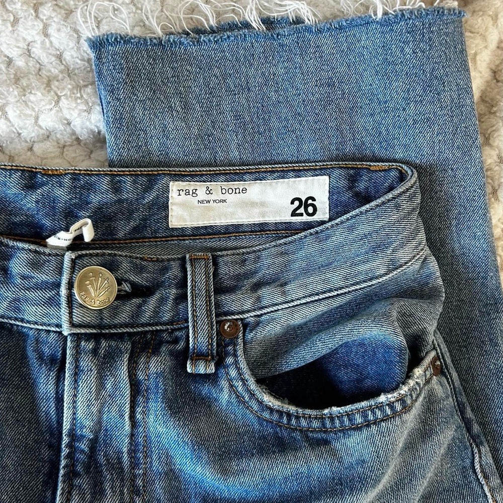 RAG & BONE HIGH RISE STRAIGHT JEANS